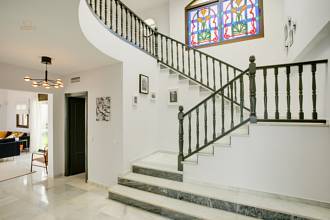 Thumbnail von Villa For Sale in Estepona, Málaga