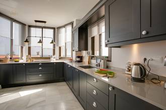 Thumbnail von Villa For Sale in Estepona, Málaga