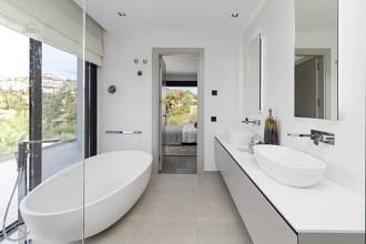 Thumbnail von Benahavis Villa ES130211