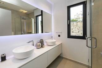 Thumbnail von Benahavis Villa ES130211