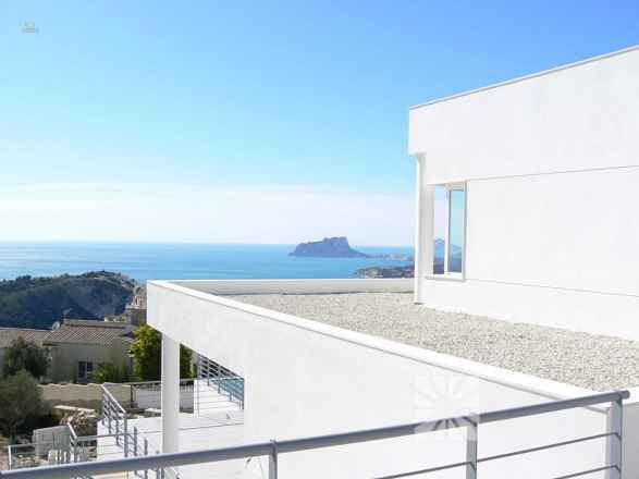 Villa For Sale in Cumbre del So, Alicante