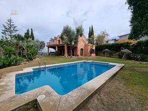 Thumbnail von Villa For Sale in San Roque, Cádiz