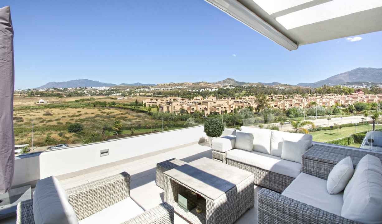 Apartment For Sale in Estepona, Málaga