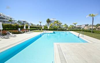 Thumbnail von Apartment For Sale in Estepona, Málaga