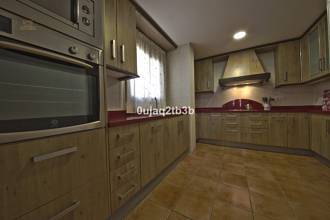 Thumbnail von Villa For Sale in Estepona, Málaga