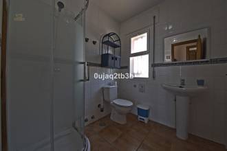 Thumbnail von Villa For Sale in Estepona, Málaga