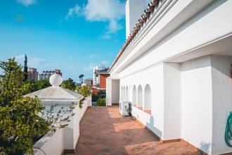 Thumbnail von Villa For Sale in Benalmadena, Málaga