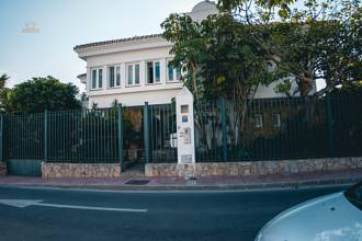 Thumbnail von Villa For Sale in Benalmadena, Málaga