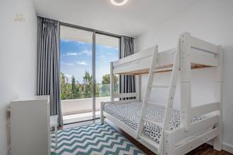 Thumbnail von Apartment For Sale in Benahavis, Málaga