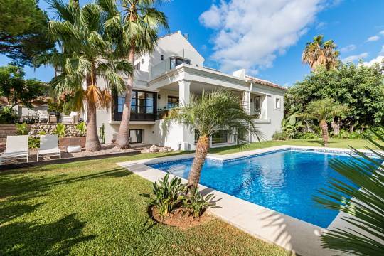  Marbella Villa ES122200