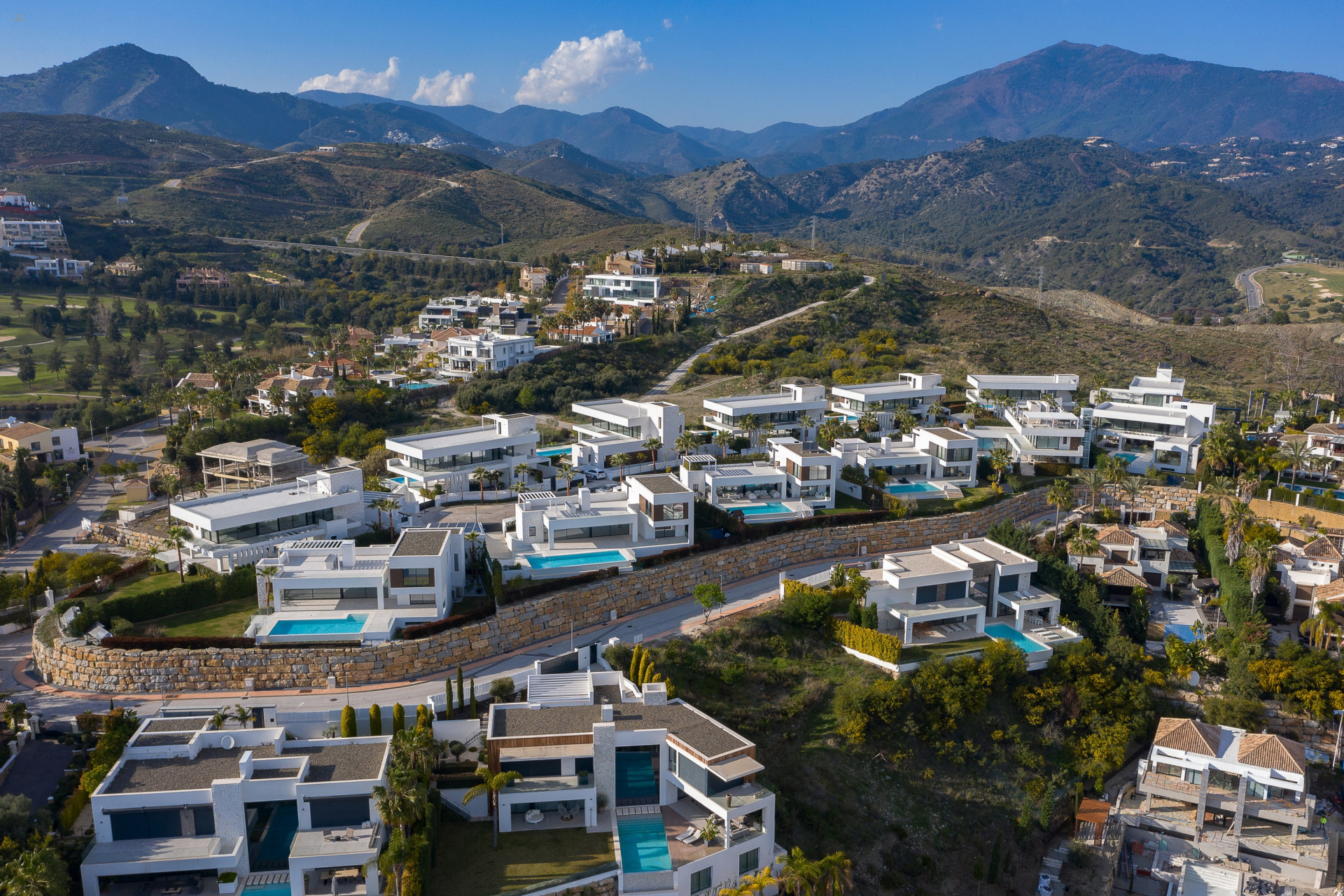 Thumbnail von Benahavis Villa ES120390