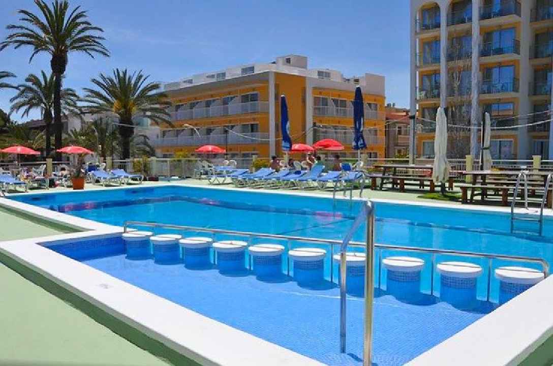  Capdepera Commercial Property ES116305