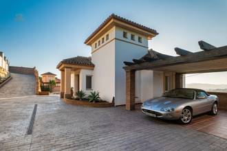 Thumbnail von Villa For Sale in Sierrezuela, Málaga