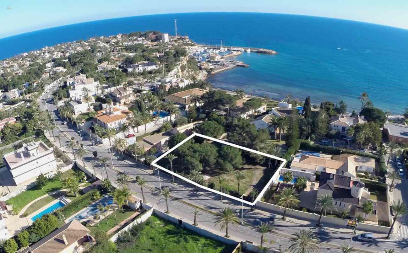 Land For Sale in Cabo Roig, Alicante 