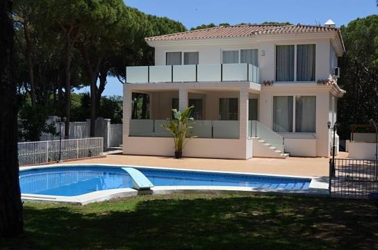Villa For Sale in Calahonda, Málaga 