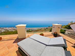 Thumbnail von Villa For Sale in Manilva, Málaga