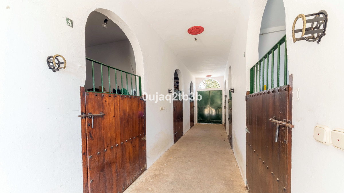 Thumbnail von Villa For Sale in Cortes De La Frontera, Málaga