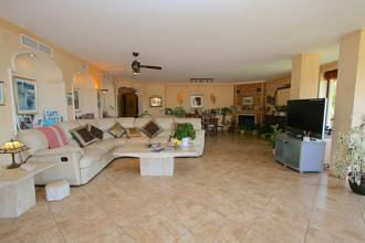 Thumbnail von Villa For Sale in Fuengirola, Málaga