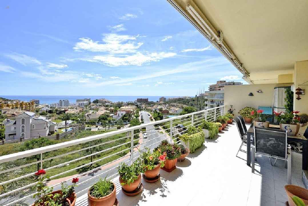 Luxus-Wohnung in Benalmadena Costa R2862902