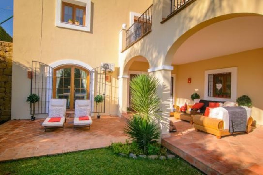 Thumbnail von Luxus-Villa in El Paraiso