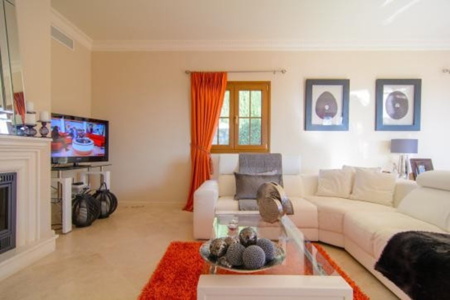 Thumbnail von Luxus-Villa in El Paraiso