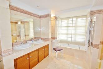 Thumbnail von Luxus-Villa in Nueva Andalucia R2858642