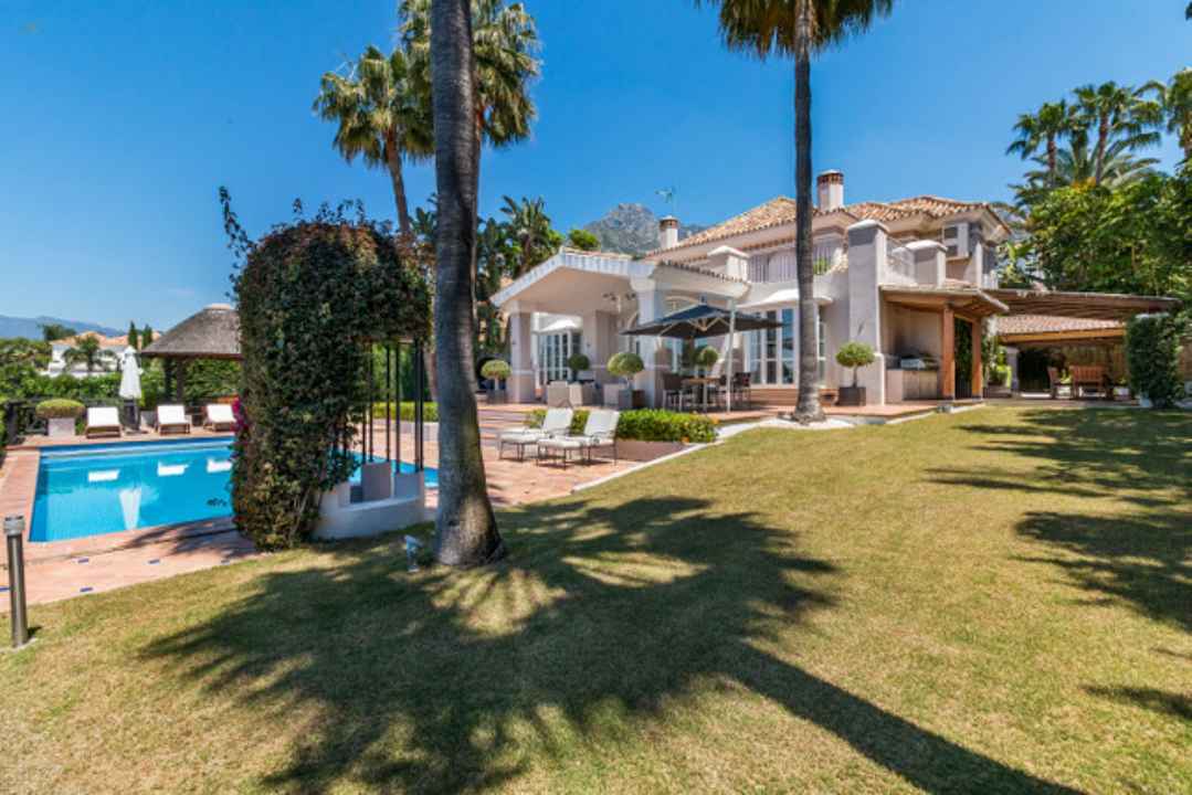  Marbella Villa ES132644
