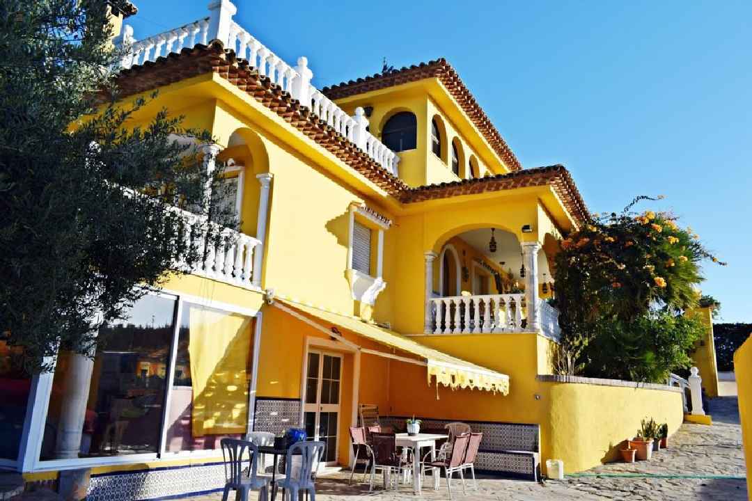Luxus-Villa in Estepona R2815508
