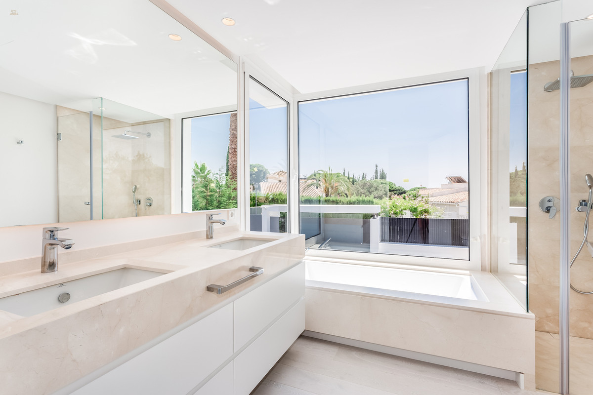 Thumbnail von Marbella Villa ES132079