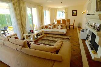 Thumbnail von Luxus-Villa in La Duquesa R2786066