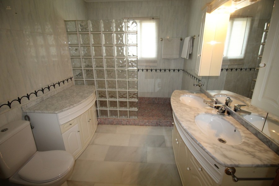 Thumbnail von Luxus-Villa in Torrox Costa R2864159