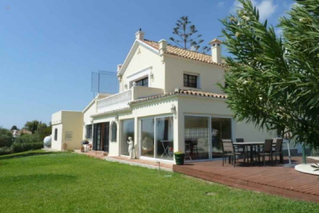 Luxus-Villa in El Rosario R2863460