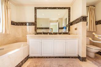 Thumbnail von Benahavis Villa ES136351