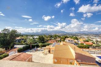 Thumbnail von Villa For Sale in Albir, Alicante