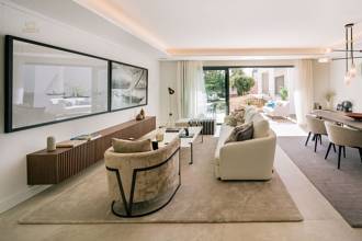 Thumbnail von Town House For Sale in Nueva Andalucia, Málaga