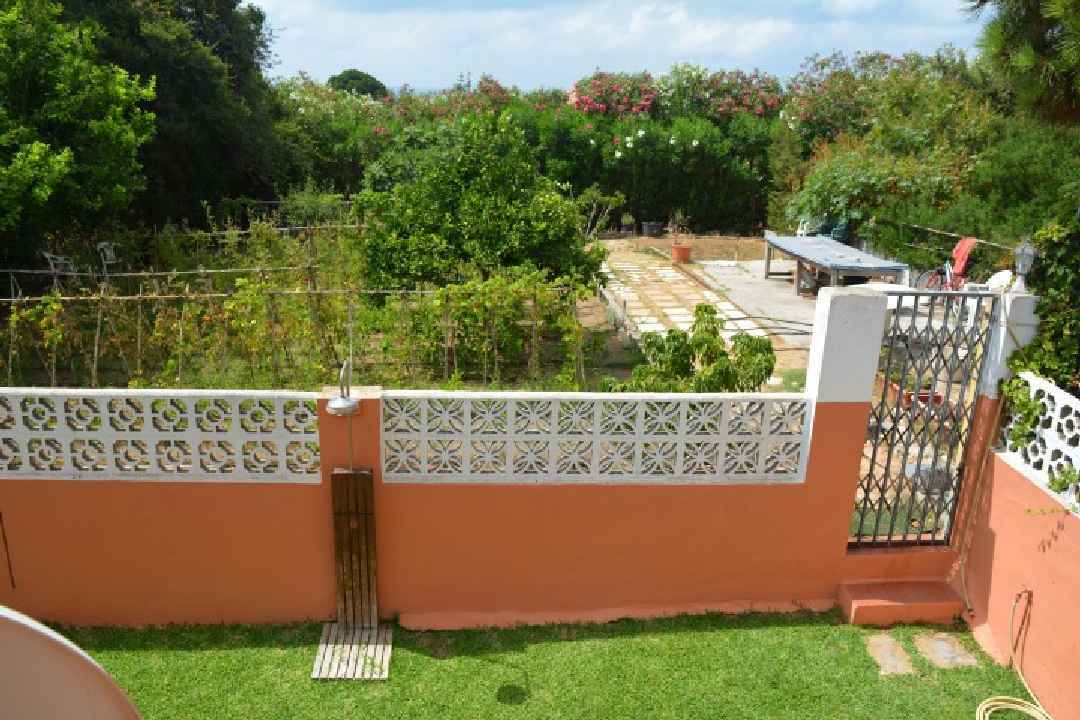 Villa For Sale in Las Chapas, Málaga