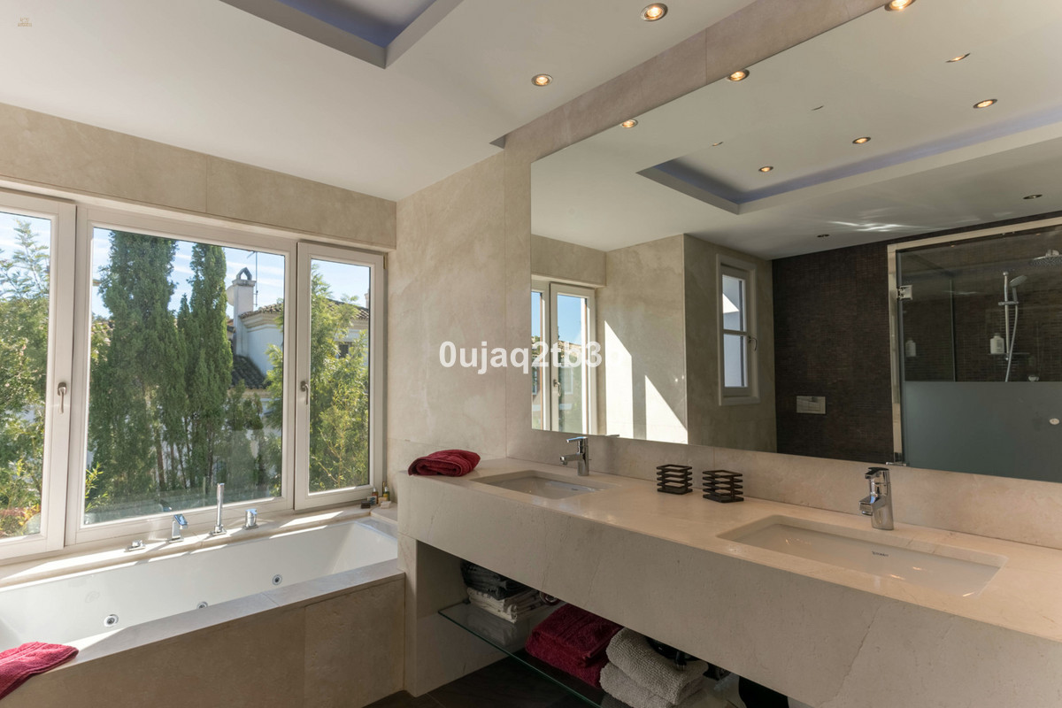 Thumbnail von Guadalmina Baja Villa ES80949