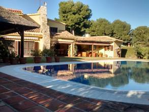 Thumbnail von Luxus-Villa in El Coto R2839178