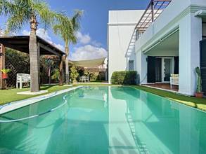 Thumbnail von Villa For Sale in La Duquesa, Málaga