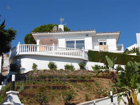 Villa For Sale in Torrenueva, Málaga