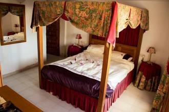 Thumbnail von Luxus-Villa in Benalmadena R2827664