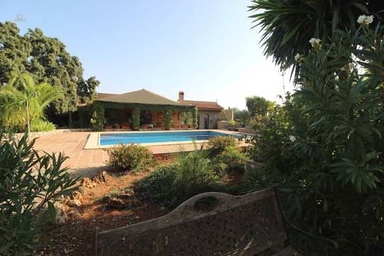 Villa For Sale in Alhaurin el Grande, Málaga