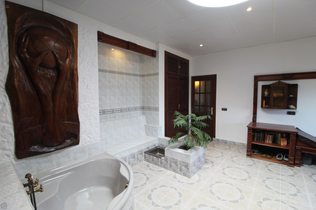 Thumbnail von Villa For Sale in Alhaurin el Grande, Málaga