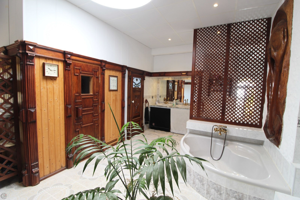 Thumbnail von Villa For Sale in Alhaurin el Grande, Málaga