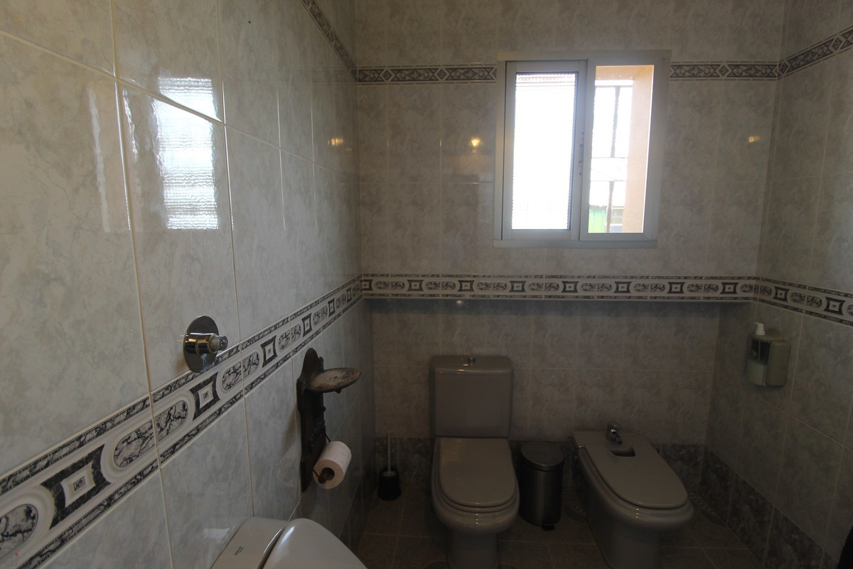 Thumbnail von Villa For Sale in Alhaurin el Grande, Málaga