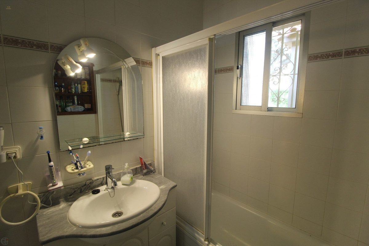 Thumbnail von Villa For Sale in Alhaurin el Grande, Málaga