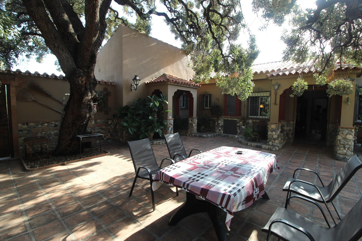 Thumbnail von Villa For Sale in Alhaurin el Grande, Málaga