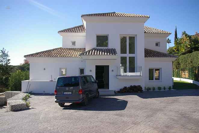Luxus-Villa in Elviria R2822741