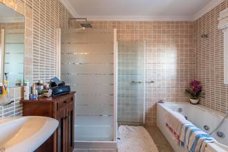 Thumbnail von Villa For Sale in Manilva, Málaga