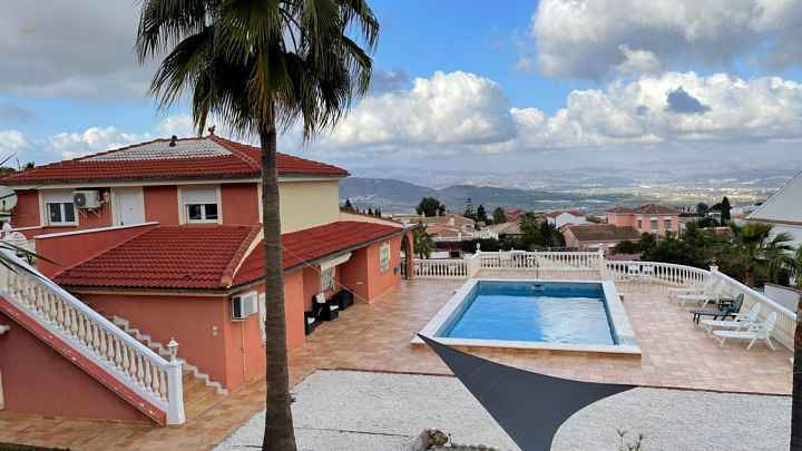 Villa For Sale in Alhaurin de la Torre, Málaga